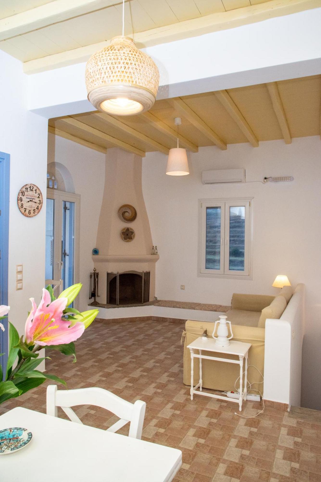 Iliopetra Residence Άγιος Ρομανός Εξωτερικό φωτογραφία