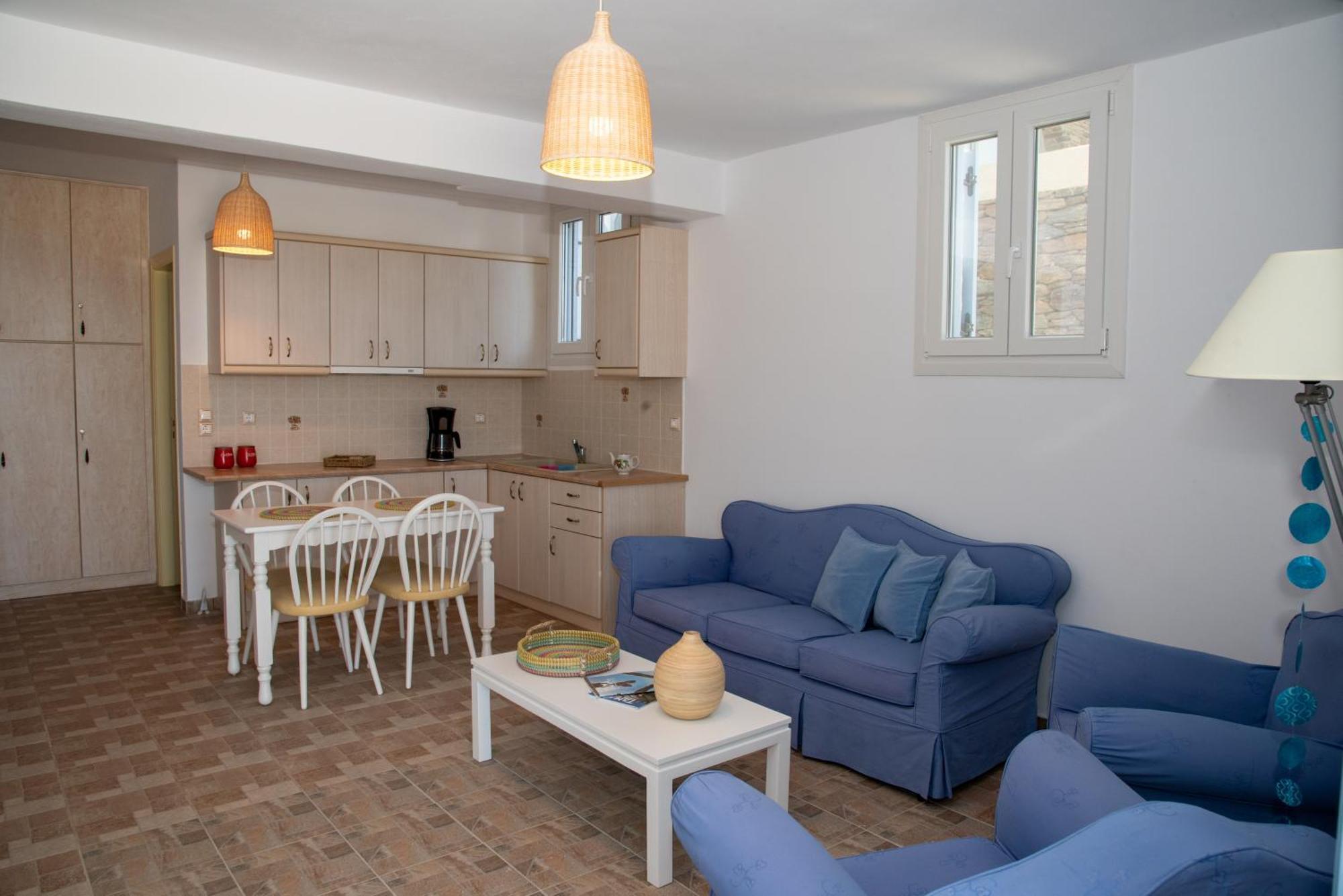 Iliopetra Residence Άγιος Ρομανός Εξωτερικό φωτογραφία